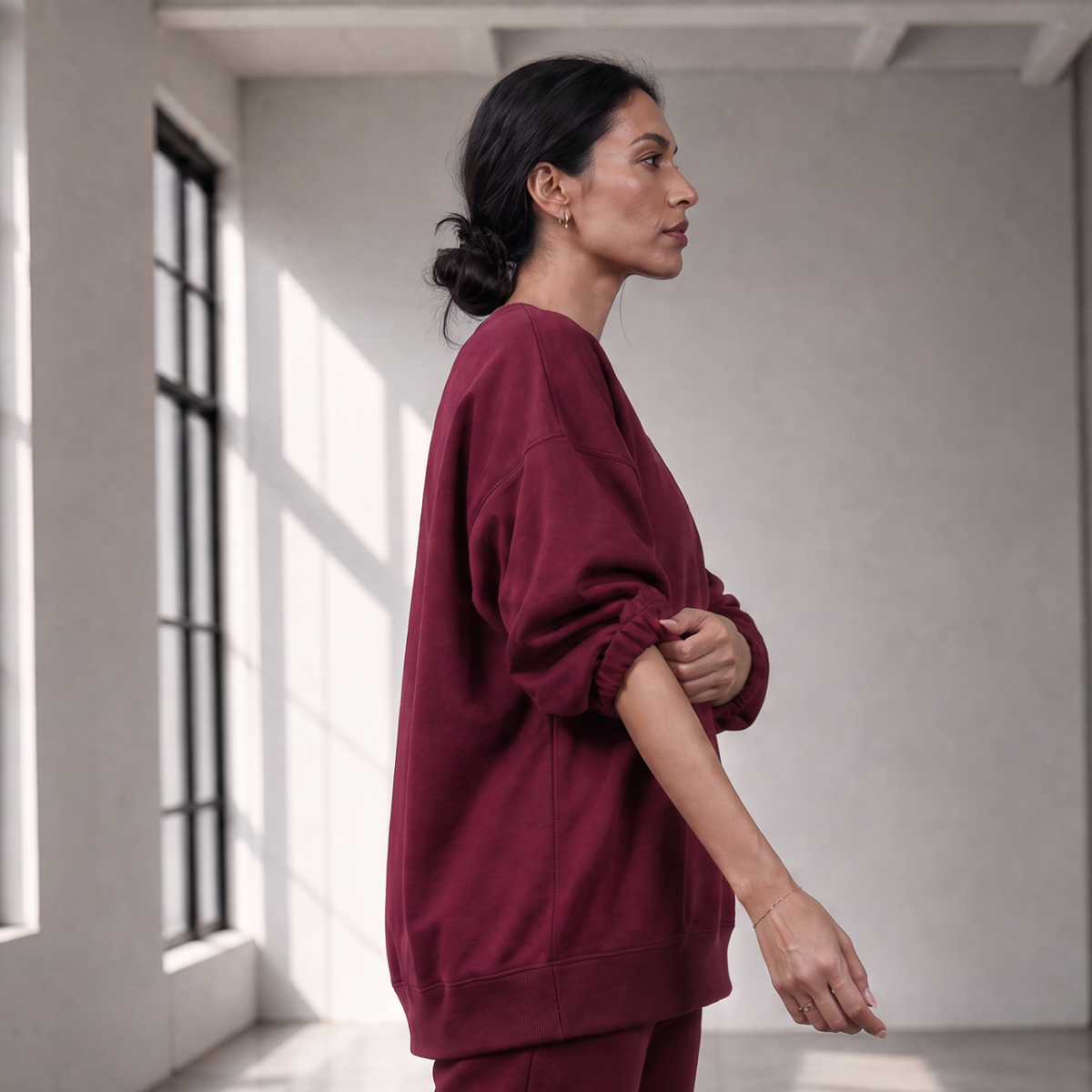 SLOANE MARU SWEATSHIRT | Merlot